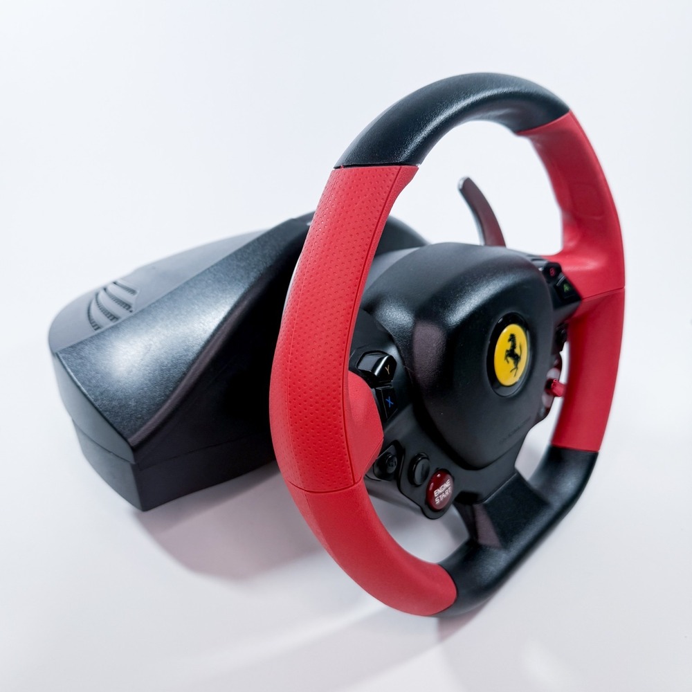 Xbox One Thrustmaster Ferrari 458 Spider Racing Wheel & Pedals Complete Tested - Picture 4 of 13